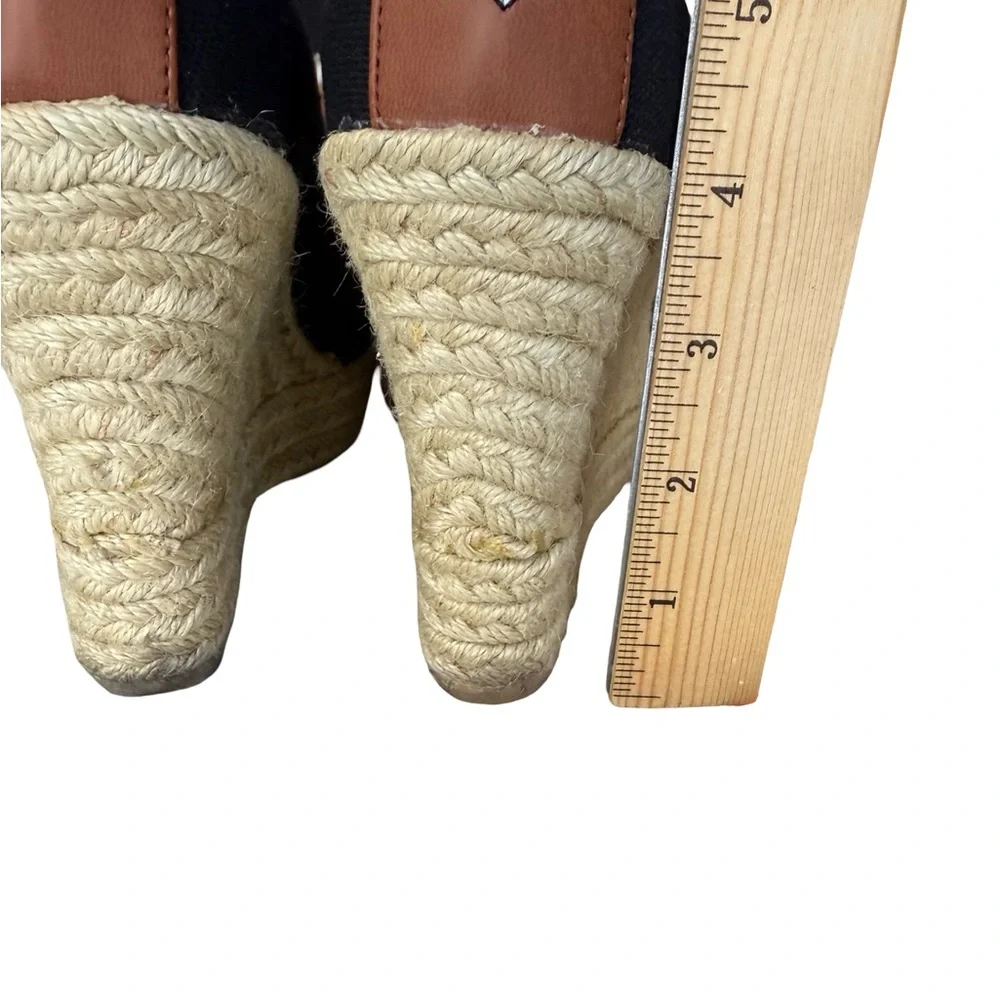 Cuce officially licensed NHL Boston Bruins ‘The Groupie Sandal’ wedges Size 7